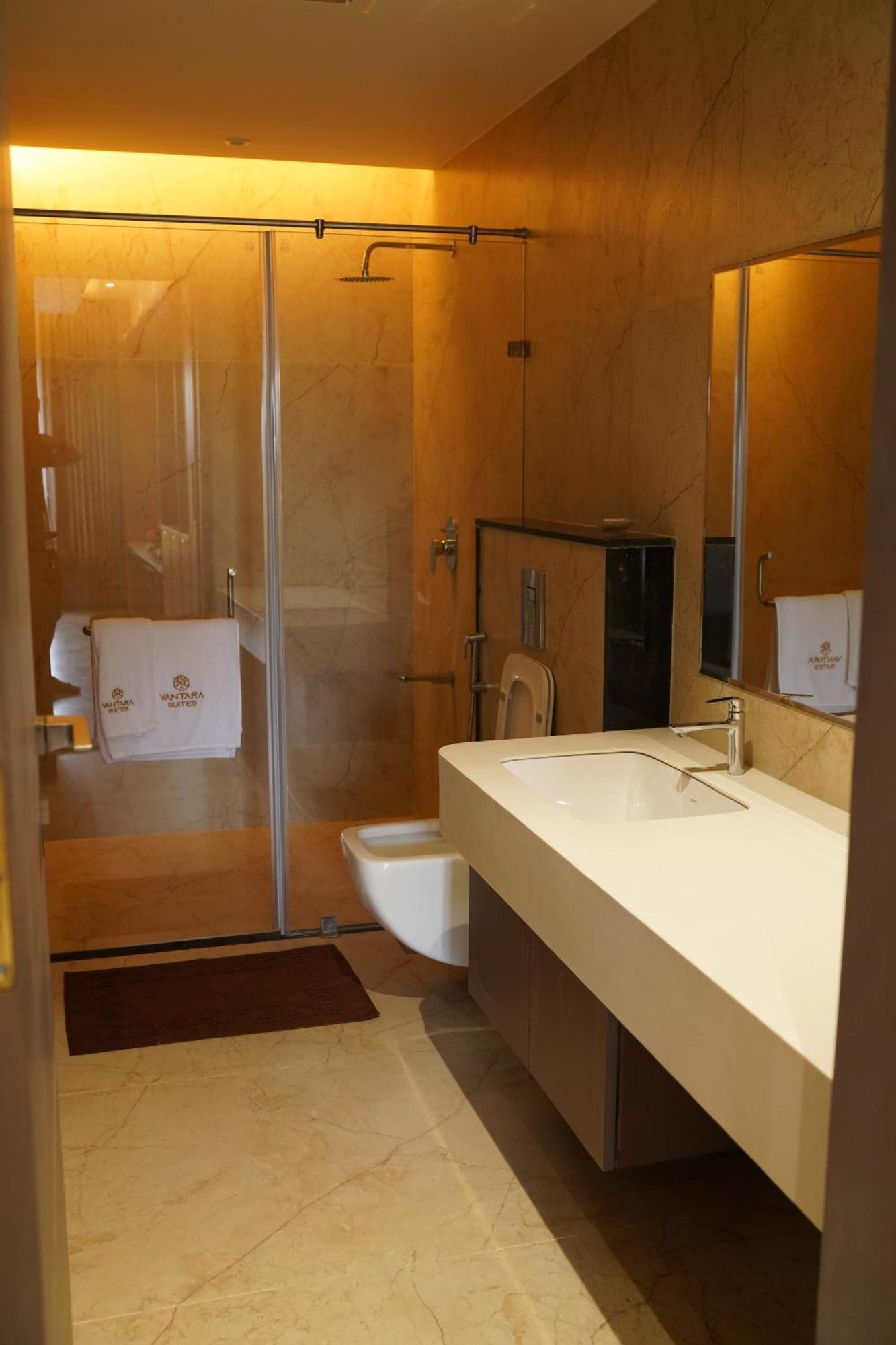 Vantara Suites Веллуру Экстерьер фото