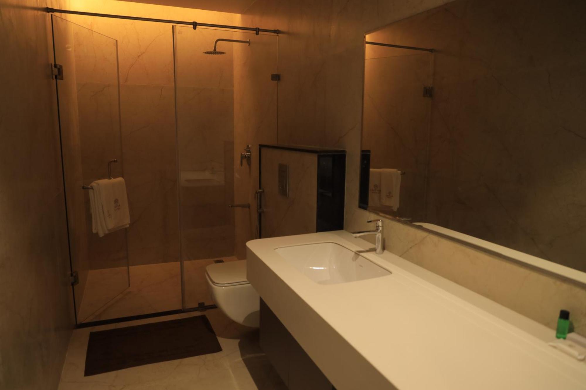 Vantara Suites Веллуру Экстерьер фото