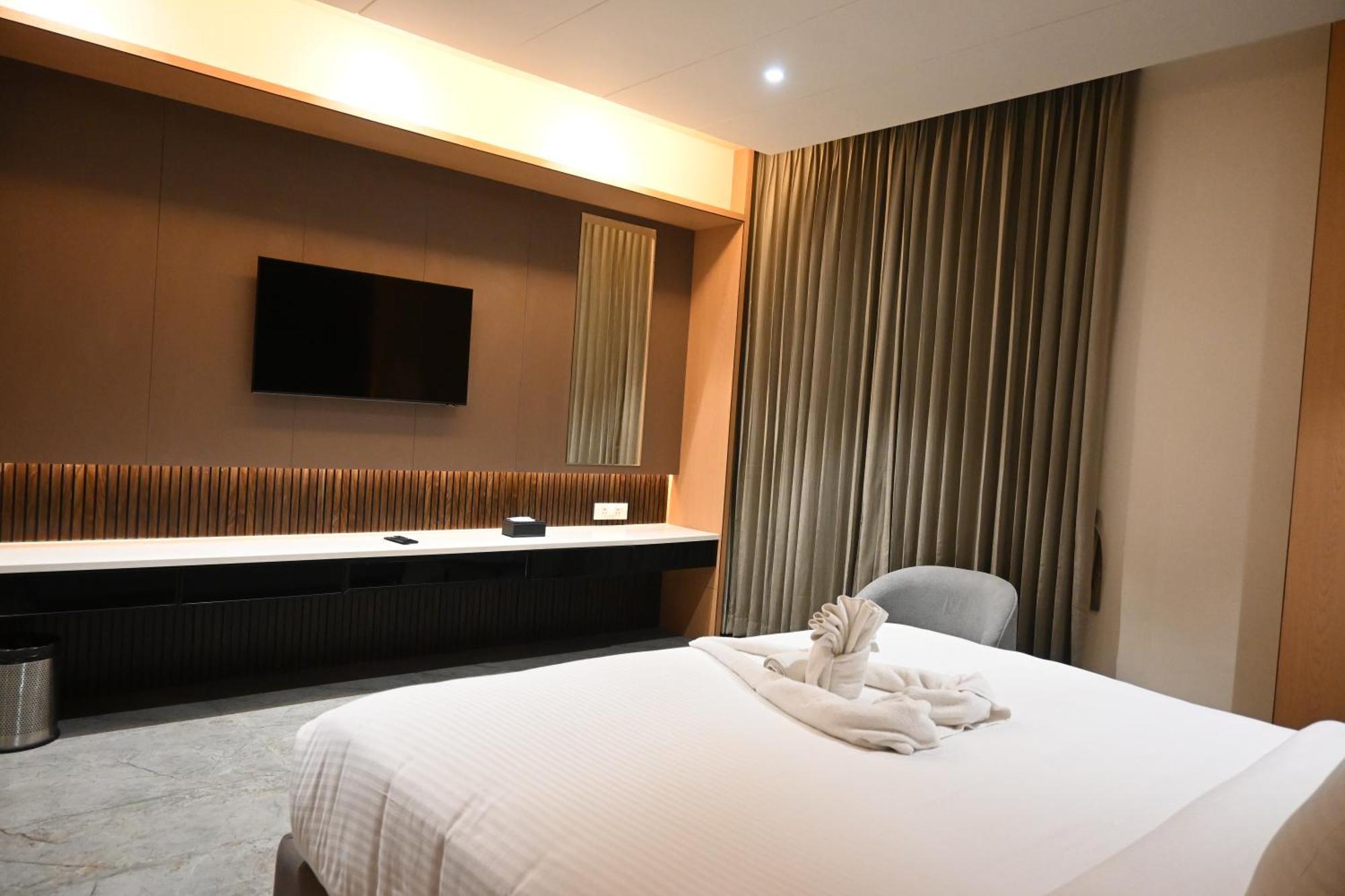 Vantara Suites Веллуру Экстерьер фото
